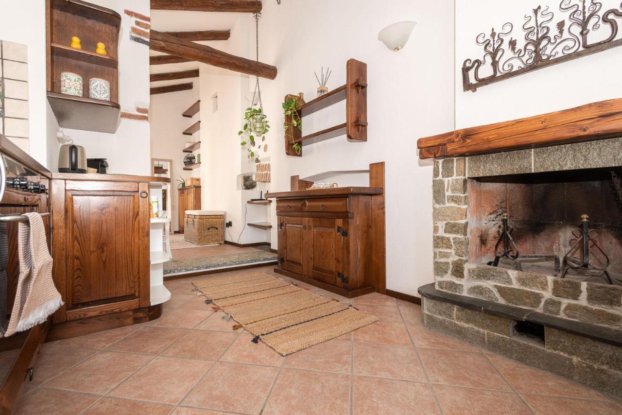 Apartamento Cozy Studio In Old Town Como Exterior foto